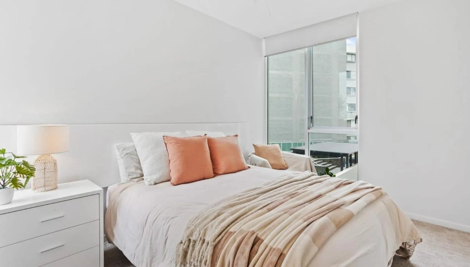 Apartment Luxury Beachfront Stay In Kirra Gold Coast Australia
